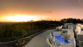 Essence Peregian Beach Resort - Saltbush 5 Bedroom Luxury Home